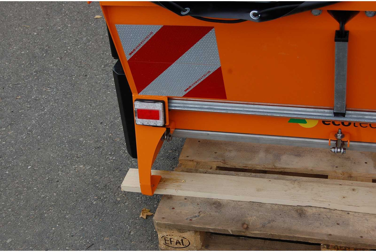 Ecotech XGA-300 - Equipamento para silagem: foto 4 Ecotech XGA-300 - Equipamento para silagem: foto 4