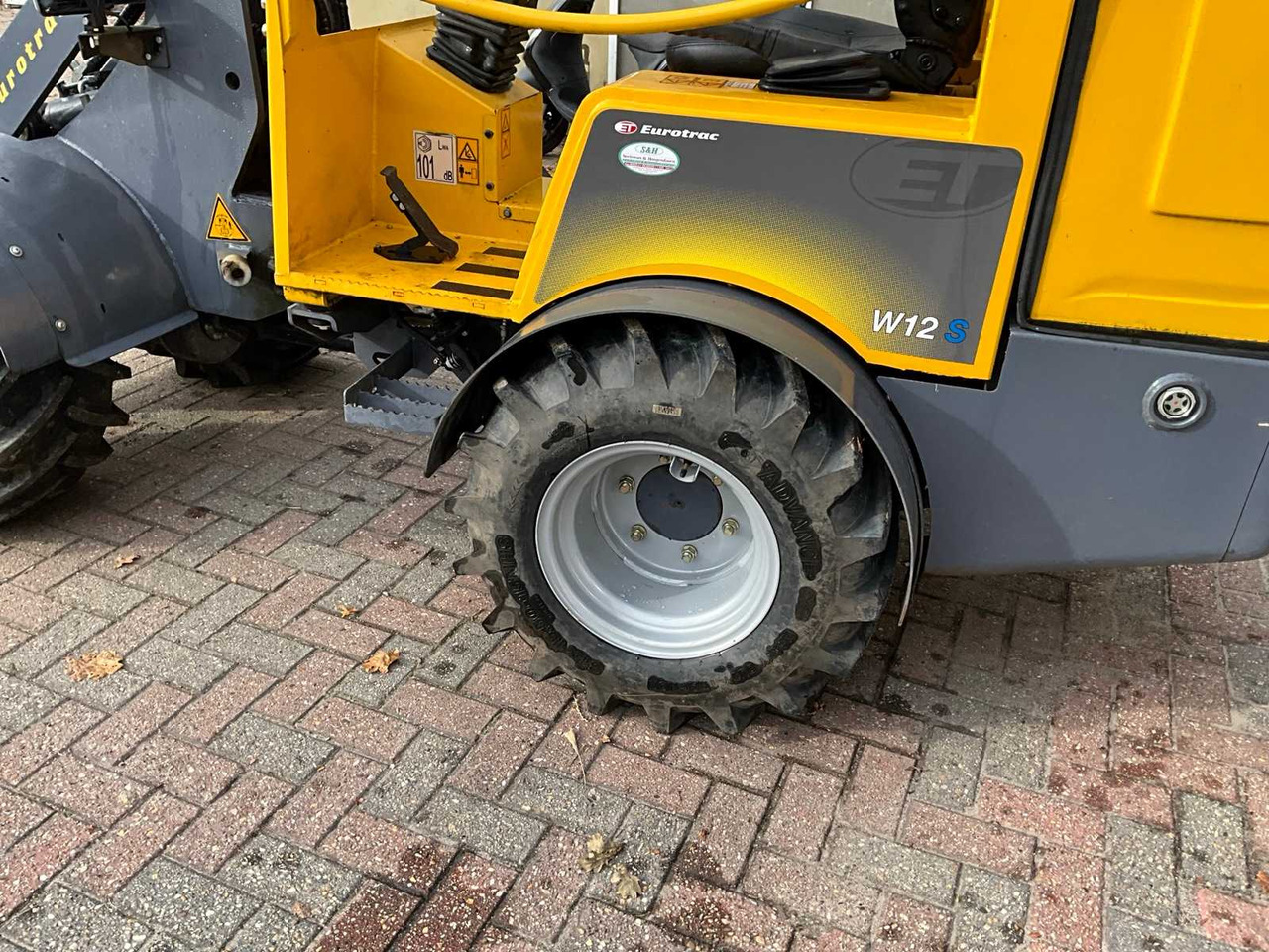Eurotrac W12S - Carregadeira de rodas: foto 5 Eurotrac W12S - Carregadeira de rodas: foto 5