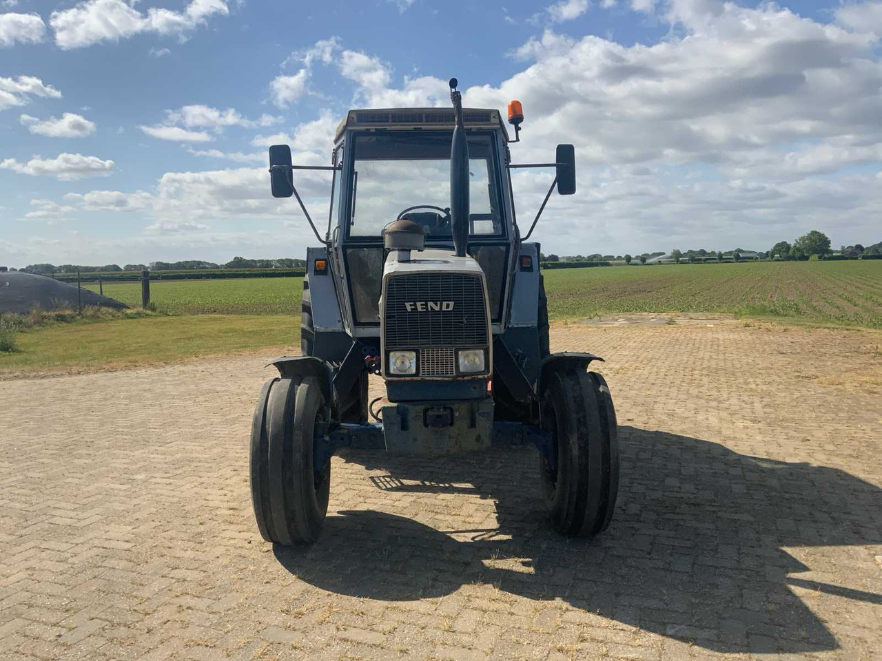 Fendt 309/900 LS Turbumatic - Trator: foto 3 Fendt 309/900 LS Turbumatic - Trator: foto 3