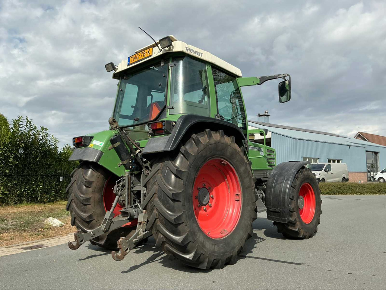 Fendt Farmer 308 Turbomatik - Trator: foto 4 Fendt Farmer 308 Turbomatik - Trator: foto 4