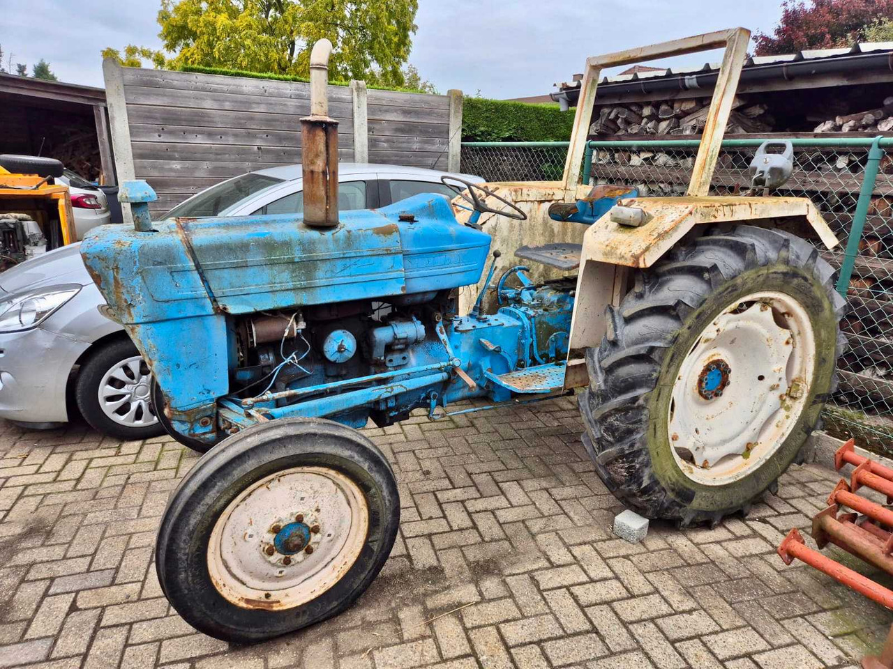 Ford 3000 - Trator: foto 2 Ford 3000 - Trator: foto 2