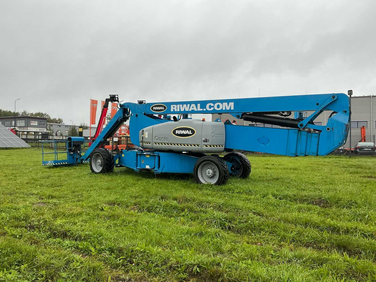 GENIE Z135G - Plataforma aérea: foto 4 GENIE Z135G - Plataforma aérea: foto 4