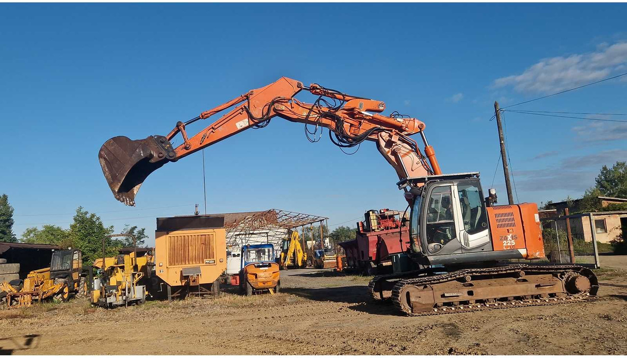 HITACHI Zaxis 225 - Escavadora de rastos: foto 4 HITACHI Zaxis 225 - Escavadora de rastos: foto 4