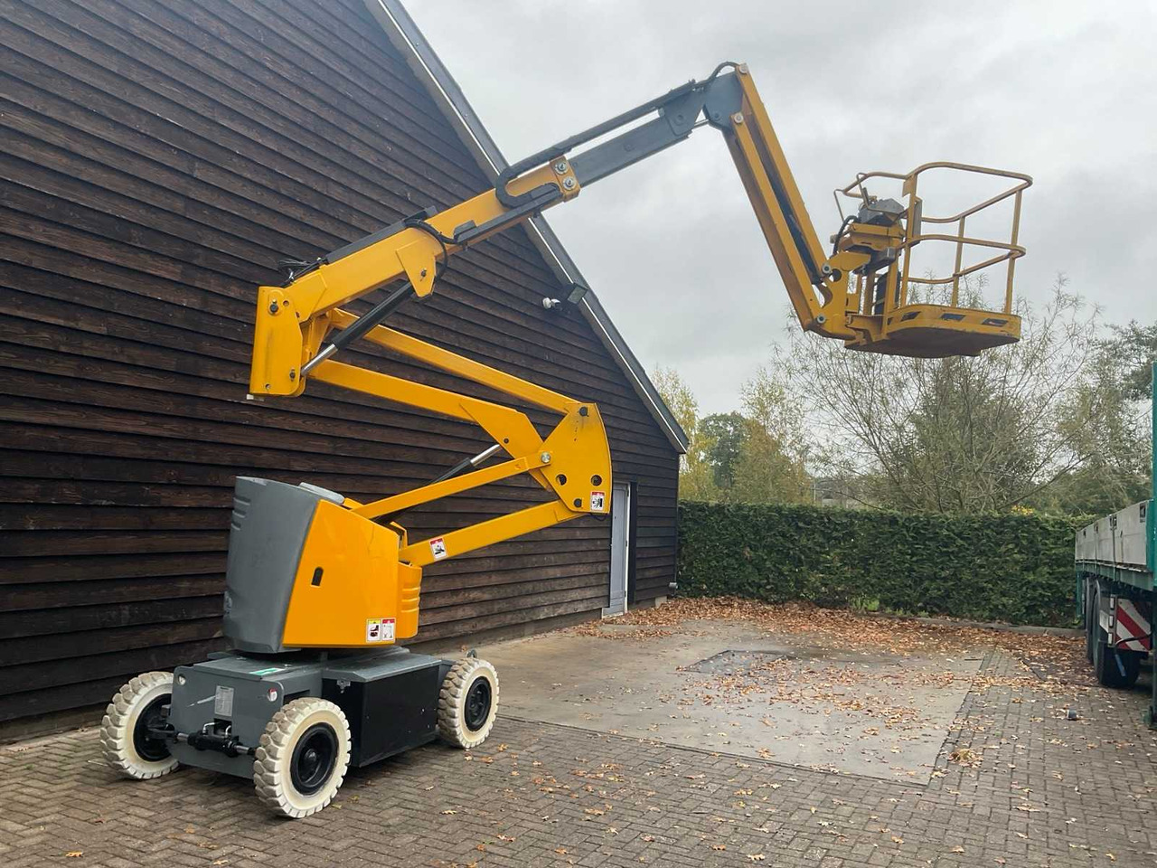 Haulotte HA12IP - Plataforma aérea: foto 4 Haulotte HA12IP - Plataforma aérea: foto 4