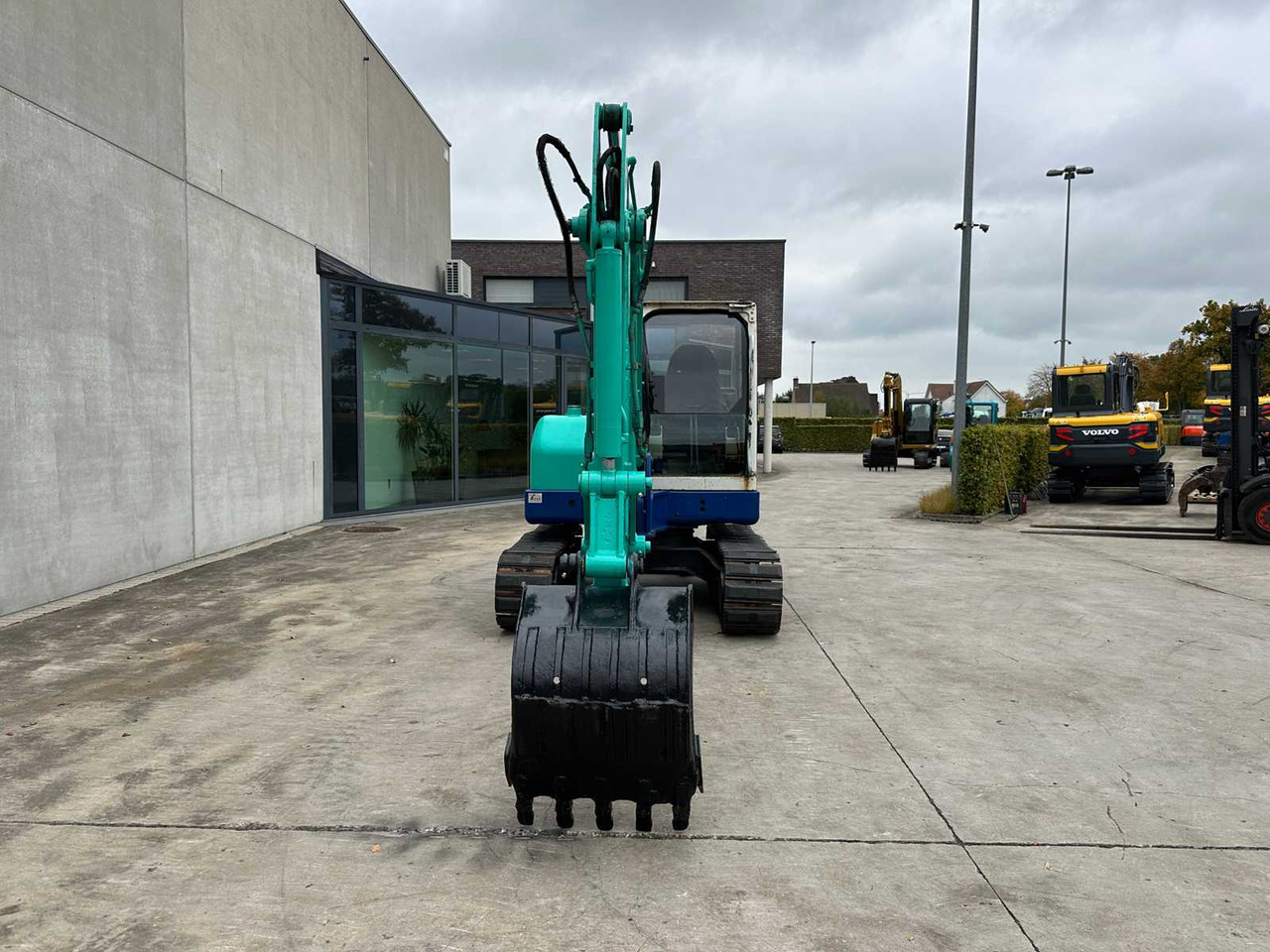 IHI IHI - 60NS - MIDI EXCAVATOR - Escavadora de rastos: foto 2 IHI IHI - 60NS - MIDI EXCAVATOR - Escavadora de rastos: foto 2