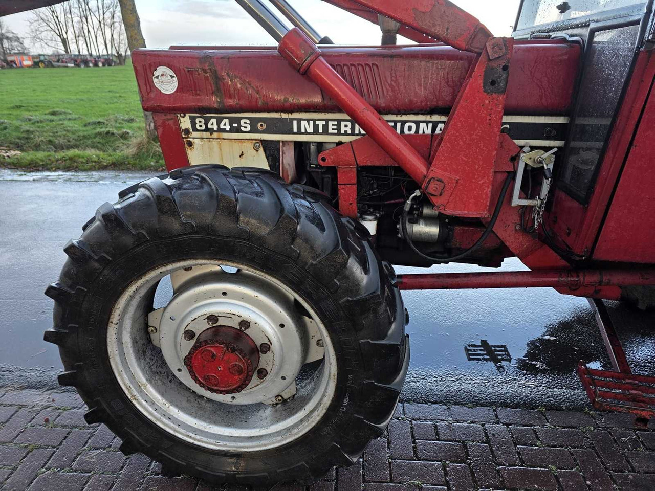Trator INTERNATIONAL 844-S ALL-WHEEL DRIVE FARM TRACTOR: foto 20