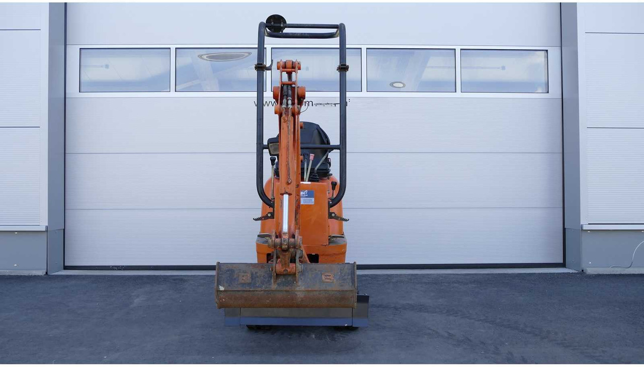 JCB 8008-CTS - Mini escavadeira: foto 5 JCB 8008-CTS - Mini escavadeira: foto 5