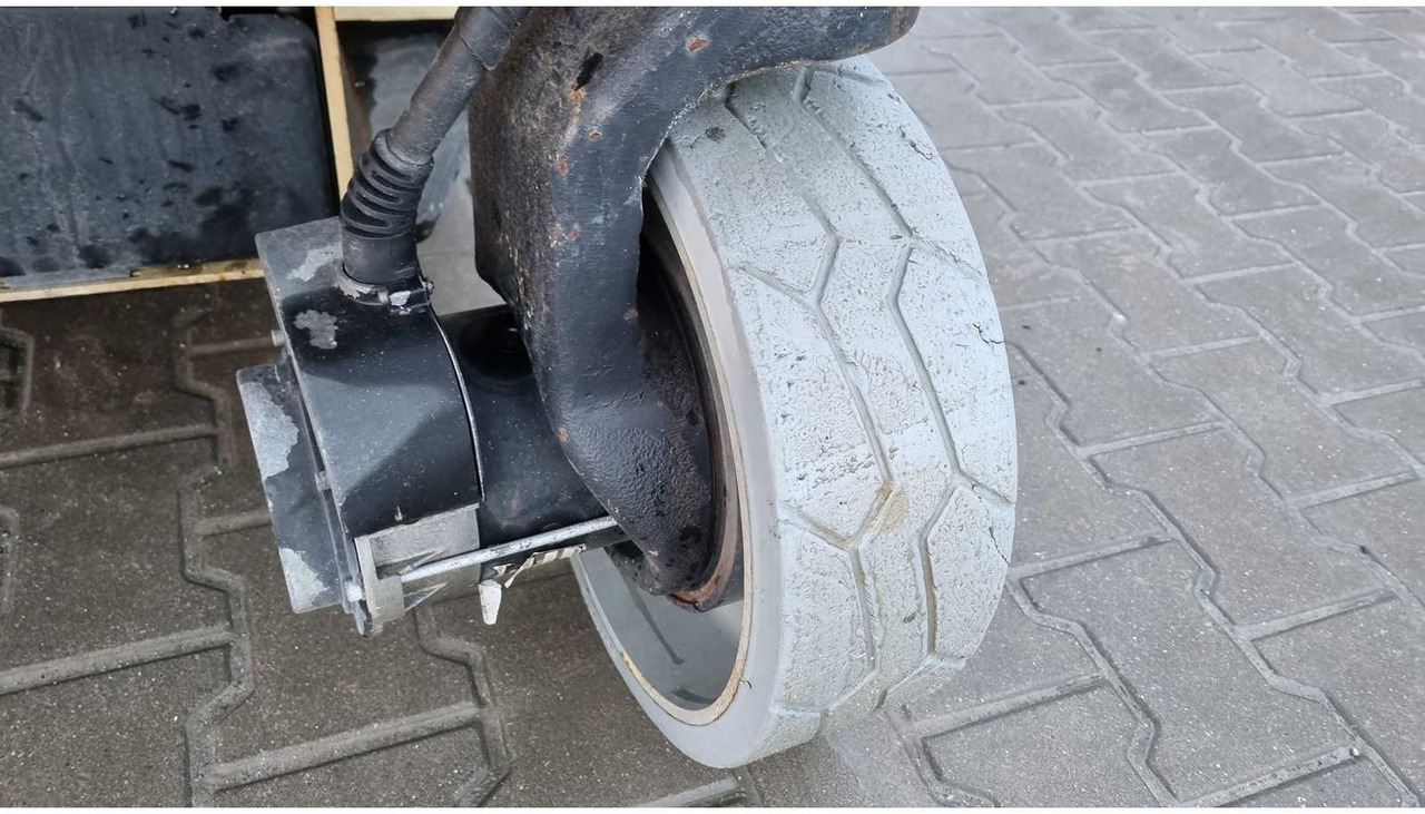 Plataforma aérea JLG - 3246ES - AERIAL WORK PLATFORMS - 2013 (ESN11813027): foto 9