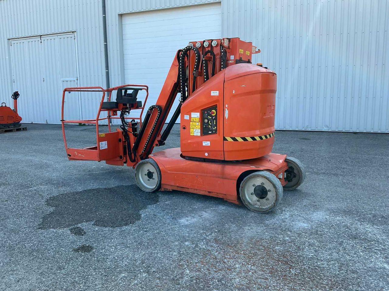JLG Toucan 12E - Plataforma aérea: foto 1 JLG Toucan 12E - Plataforma aérea: foto 1