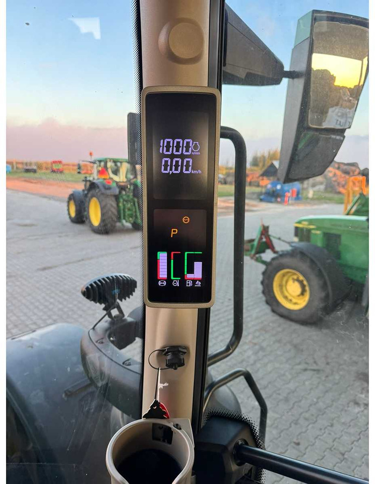 JOHN DEERE 6R 250 - E18 - Trator: foto 5 JOHN DEERE 6R 250 - E18 - Trator: foto 5