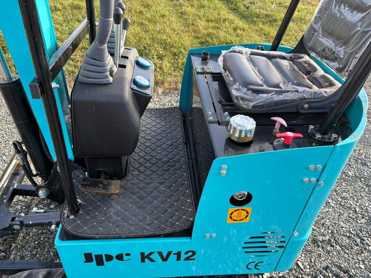 Mini escavadeira JPC KV12 NEW - MINI EXCAVATORS / MICRO EXCAVATORS (2025): foto 17