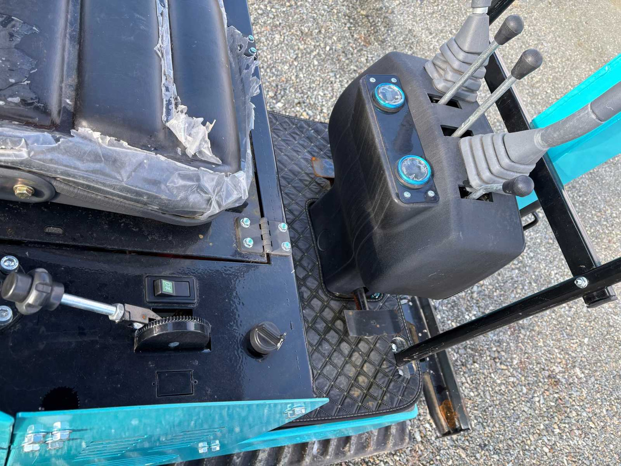 Mini escavadeira JPC KV12 NEW - MINI EXCAVATORS / MICRO EXCAVATORS (2025): foto 24