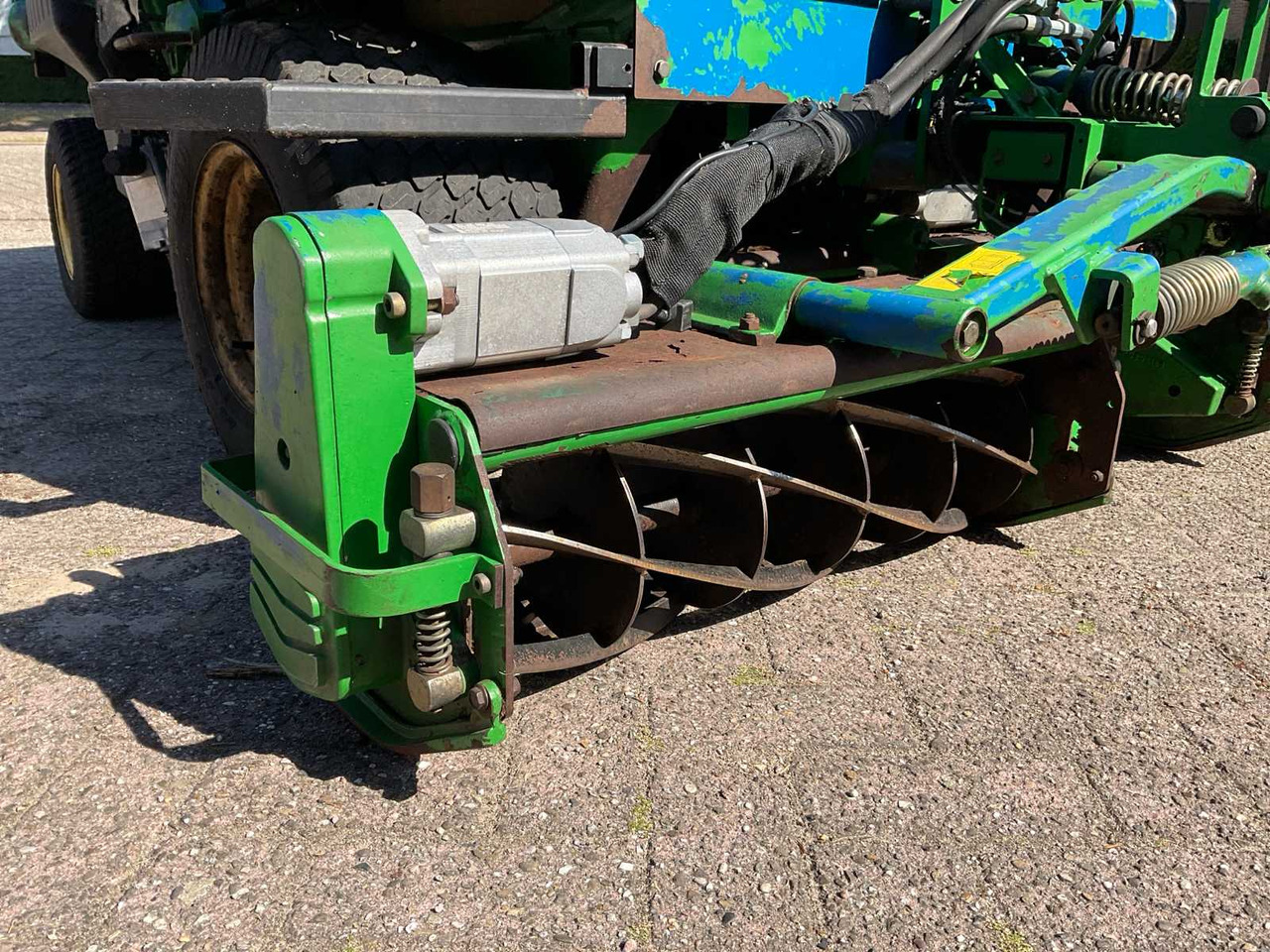 Cortador de grama John Deere 1905 4wd: foto 19