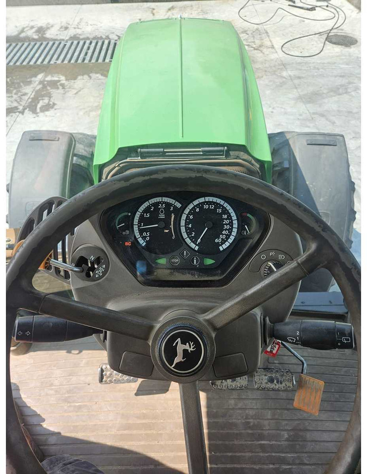 John Deere 6150R - Trator: foto 5 John Deere 6150R - Trator: foto 5