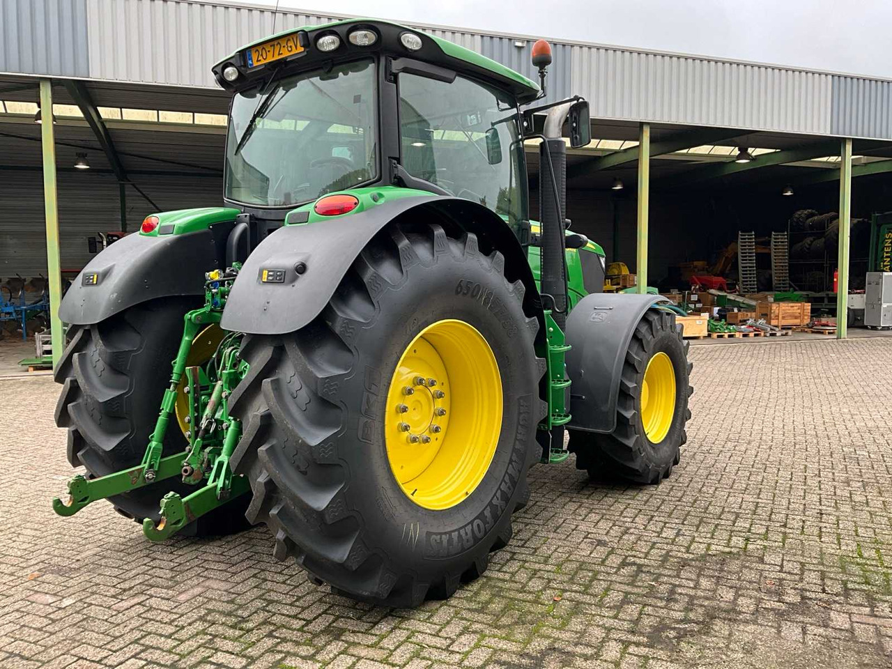 John Deere 6210R - Trator: foto 3 John Deere 6210R - Trator: foto 3