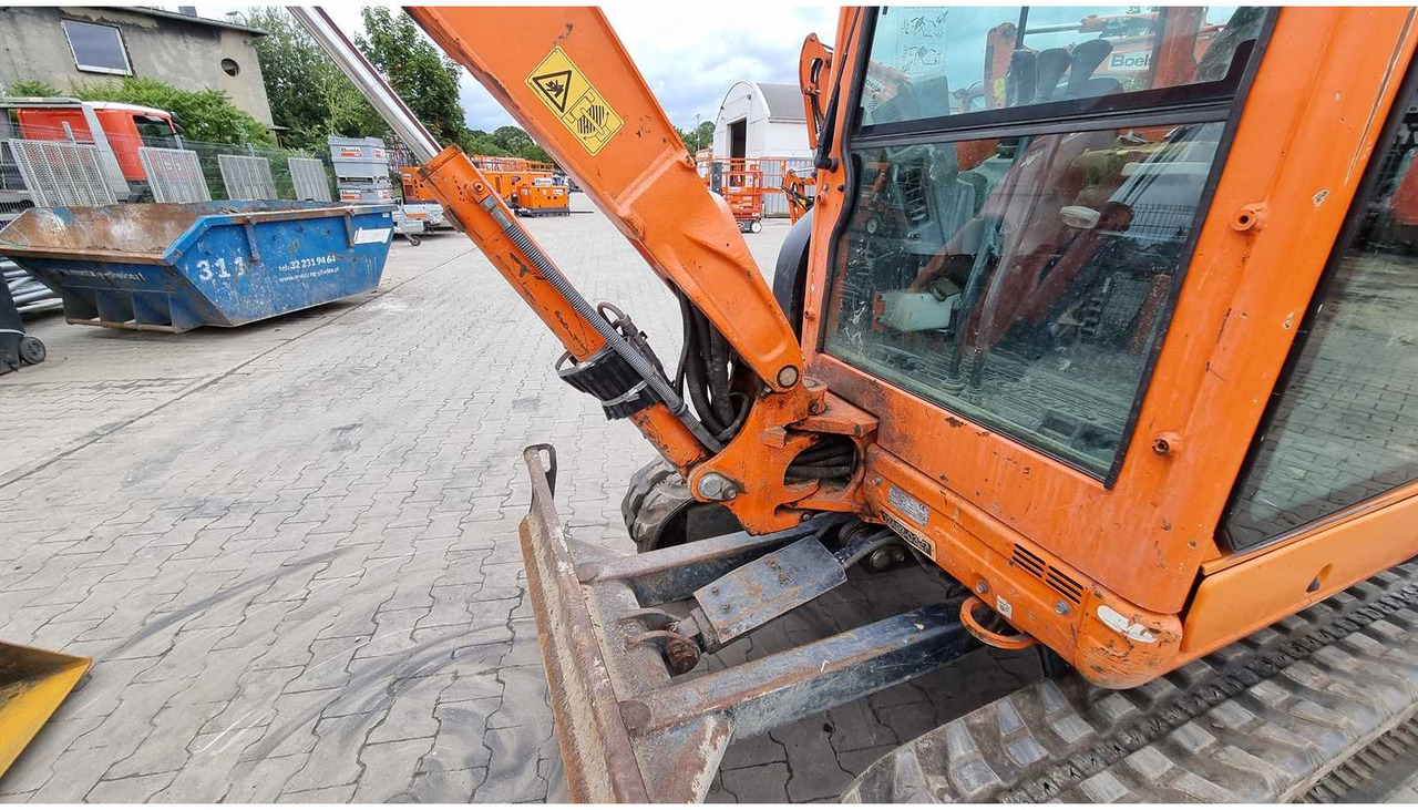 Mini escavadeira KUBOTA U27-4: foto 19