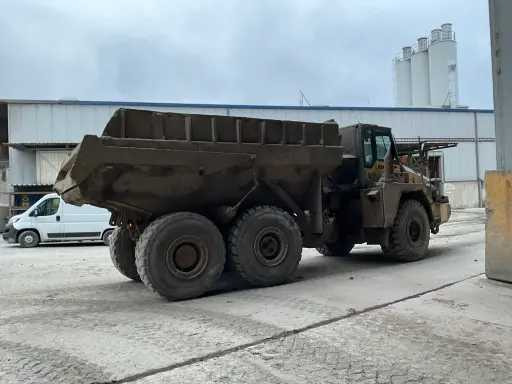 Komatsu HM300-2 - Dumper: foto 5 Komatsu HM300-2 - Dumper: foto 5