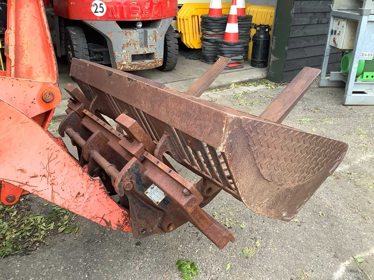 Kubota 1999 KUBOTA R420 SHOVEL - Carregadeira de rodas: foto 3 Kubota 1999 KUBOTA R420 SHOVEL - Carregadeira de rodas: foto 3