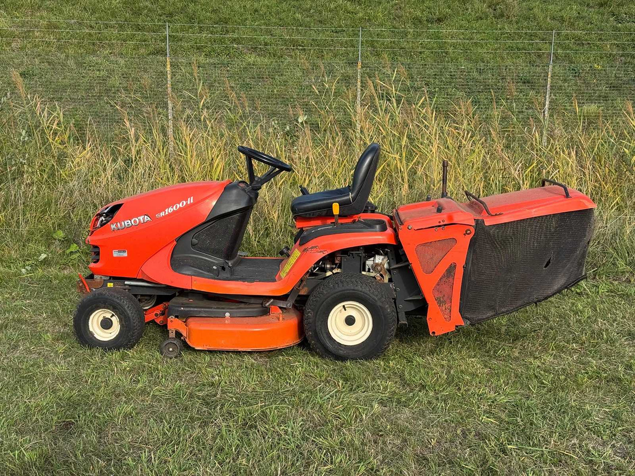 Kubota GR 1600 EC2 Diesel - Cortador de grama: foto 2 Kubota GR 1600 EC2 Diesel - Cortador de grama: foto 2