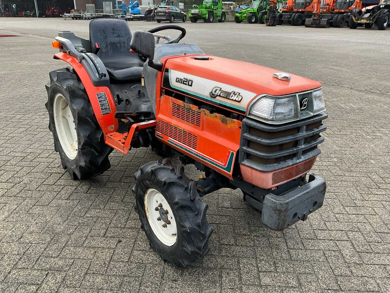 Kubota Granbia GB20 - Mini trator: foto 4 Kubota Granbia GB20 - Mini trator: foto 4