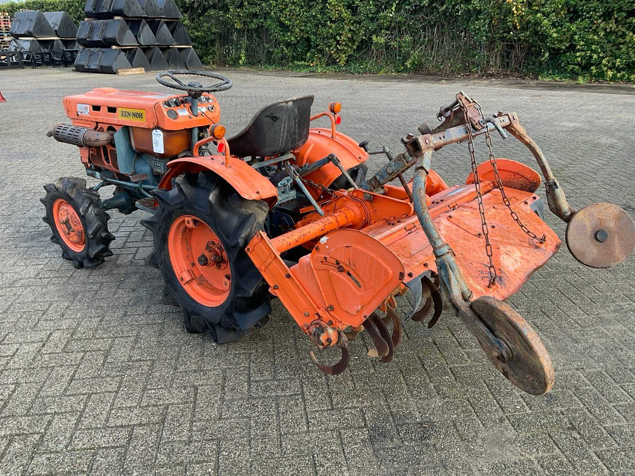 Kubota ZB7001 - Mini trator: foto 2 Kubota ZB7001 - Mini trator: foto 2