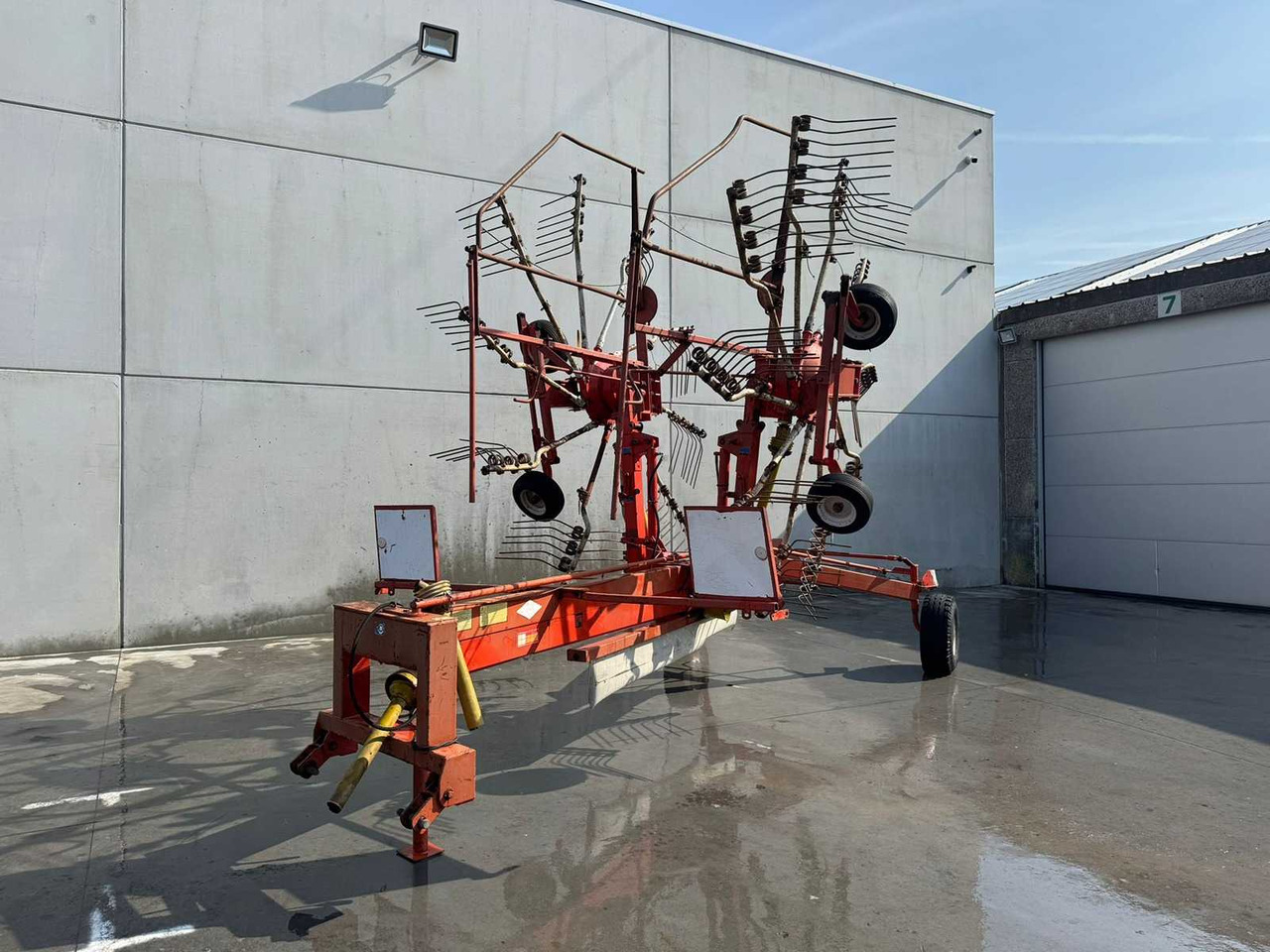 Kuhn GA7301 - Máquina para produção de feno: foto 3 Kuhn GA7301 - Máquina para produção de feno: foto 3