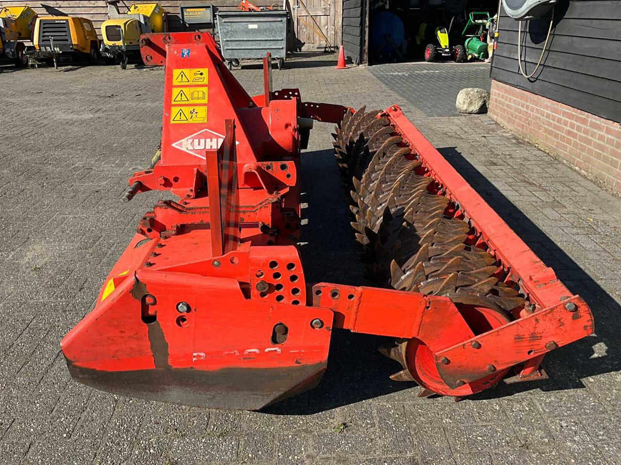 Kuhn HRB302D - Grade rotativa: foto 4 Kuhn HRB302D - Grade rotativa: foto 4