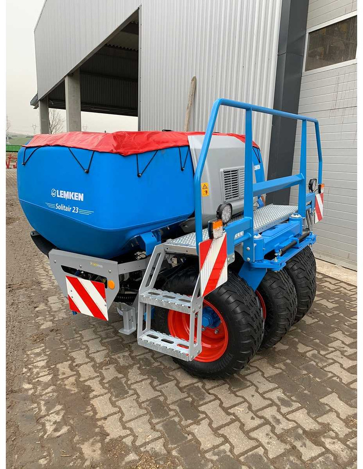 LEMKEN SOLITAIR + ZIRKON + FRONT TANK Solitair 12K/600 + Zirkon 12K/600 + Front Tank Solitair 23 - Máquina para semear: foto 3 LEMKEN SOLITAIR + ZIRKON + FRONT TANK Solitair 12K/600 + Zirkon 12K/600 + Front Tank Solitair 23 - Máquina para semear: foto 3