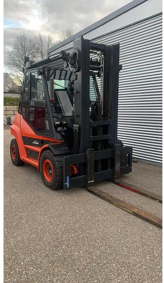 LINDE - H80D-02 - FORKLIFT TRUCKS - 2012 - Empilhadeira: foto 1 LINDE - H80D-02 - FORKLIFT TRUCKS - 2012 - Empilhadeira: foto 1
