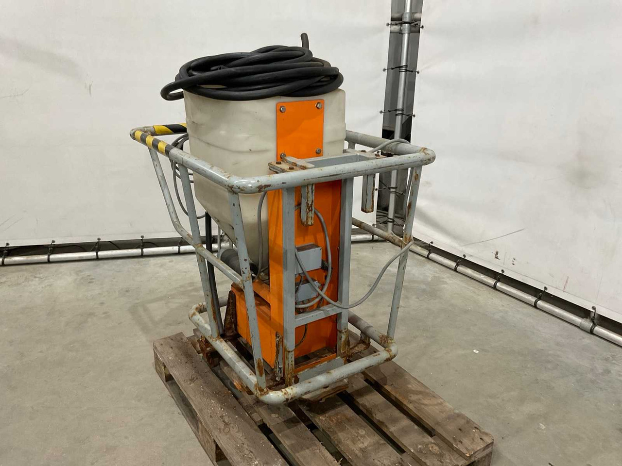 Lehner Polaro 100 - Distribuidor de fertilizantes: foto 5 Lehner Polaro 100 - Distribuidor de fertilizantes: foto 5