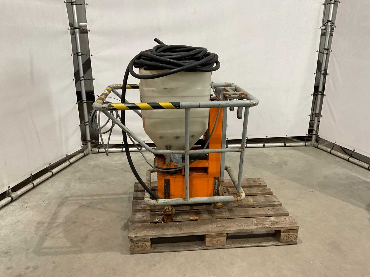 Lehner Polaro 100 - Distribuidor de fertilizantes: foto 4 Lehner Polaro 100 - Distribuidor de fertilizantes: foto 4