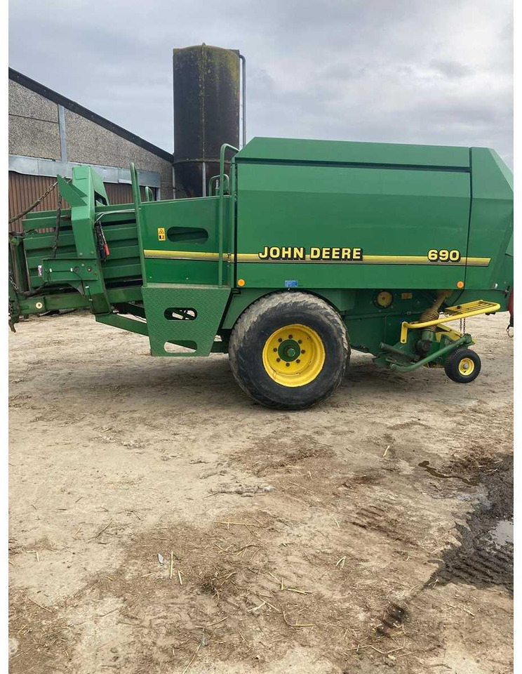 John Deere 690 - Máquina de outro: foto 3 John Deere 690 - Máquina de outro: foto 3