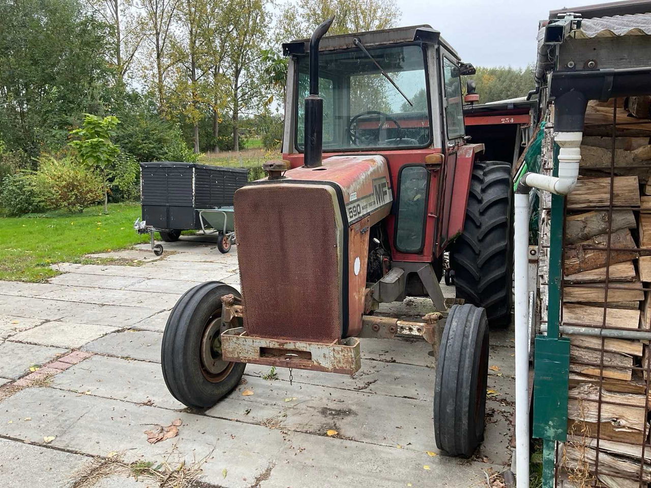Massey Ferguson MF-590 - Trator: foto 1 Massey Ferguson MF-590 - Trator: foto 1