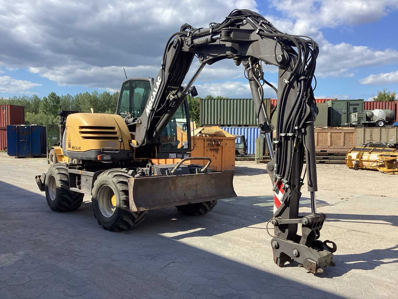 Mecalac 714MW - Guindaste móvel: foto 2 Mecalac 714MW - Guindaste móvel: foto 2