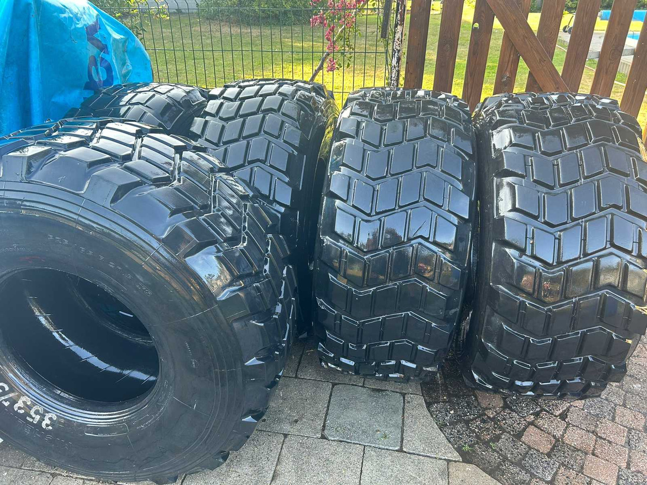 Michelin - Jantes e pneus de Trator: foto 5 Michelin - Jantes e pneus de Trator: foto 5