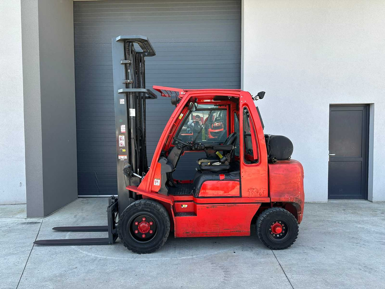 NISSAN - UG1D2A30LQ - FORKLIFT TRUCKS - 2008 - Empilhadeira: foto 2 NISSAN - UG1D2A30LQ - FORKLIFT TRUCKS - 2008 - Empilhadeira: foto 2