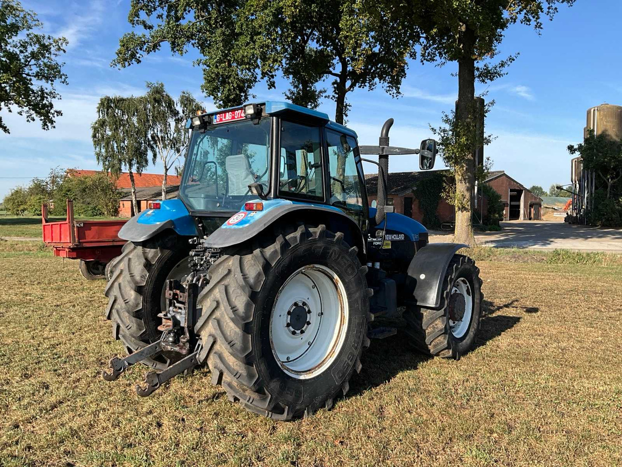 New Holland 8360 DT - Trator: foto 5 New Holland 8360 DT - Trator: foto 5