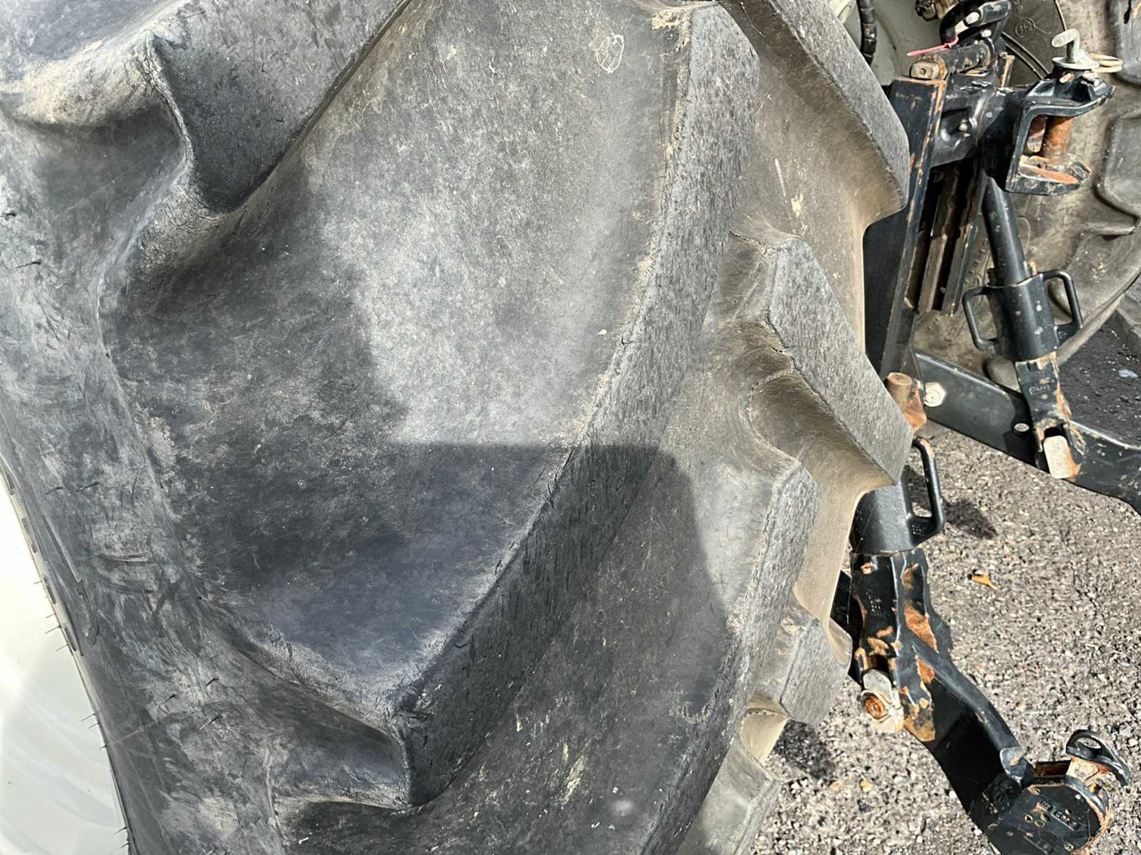 Trator New Holland T7030: foto 10