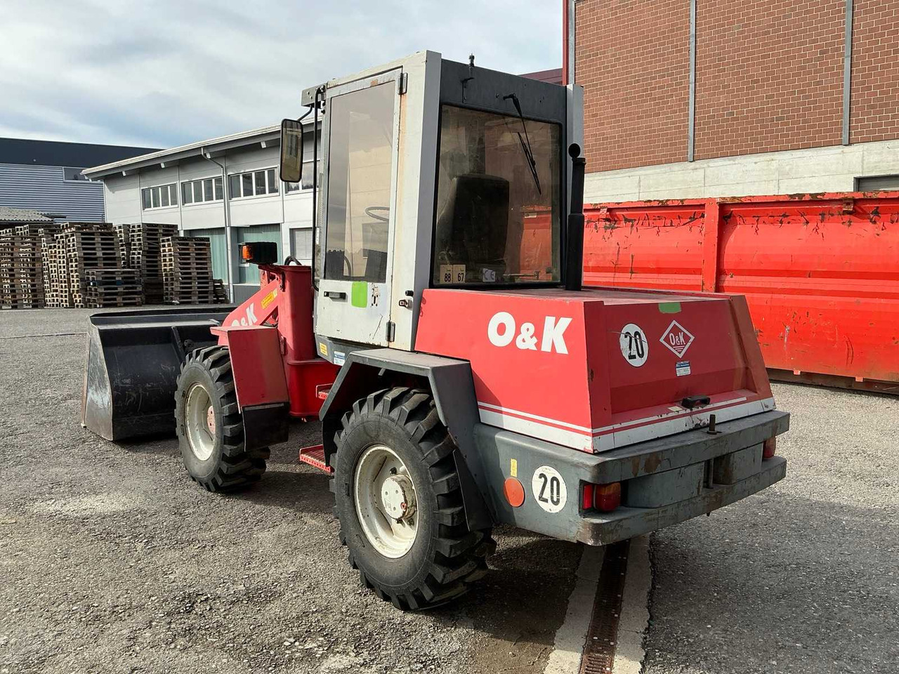 O&K 1995 O&K L6-4 WHEEL LOADER - Carregadeira de rodas: foto 4 O&K 1995 O&K L6-4 WHEEL LOADER - Carregadeira de rodas: foto 4