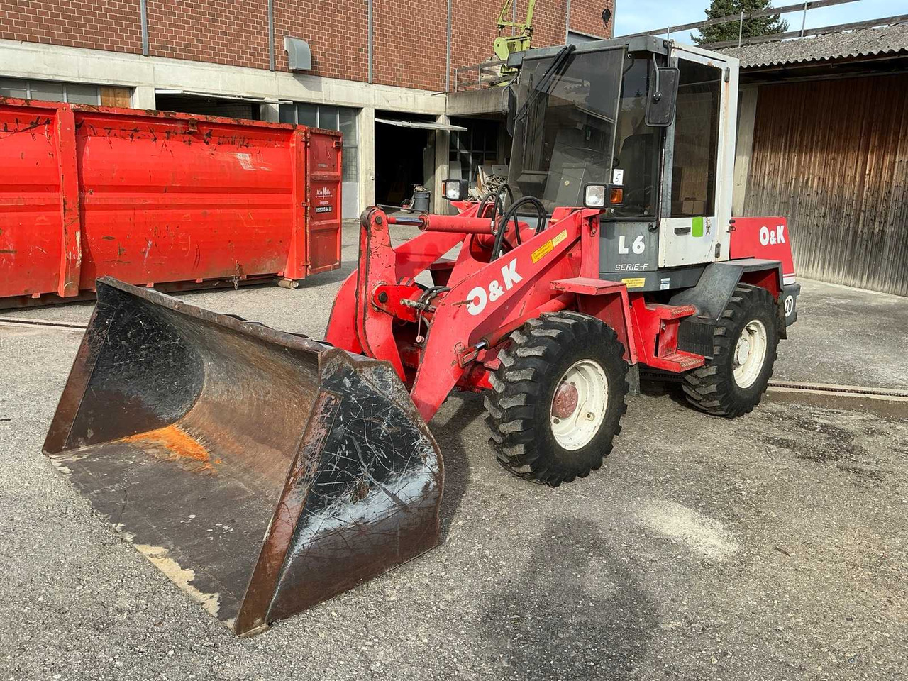 O&K 1995 O&K L6-4 WHEEL LOADER - Carregadeira de rodas: foto 1 O&K 1995 O&K L6-4 WHEEL LOADER - Carregadeira de rodas: foto 1