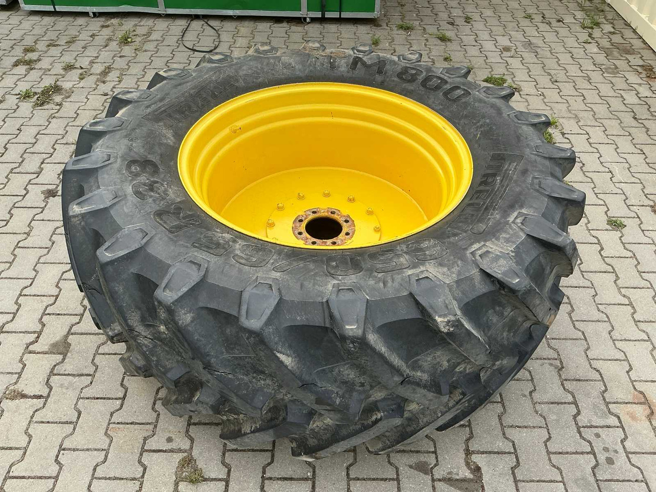 Pirelli TM800 - Jantes e pneus de Trator: foto 2 Pirelli TM800 - Jantes e pneus de Trator: foto 2