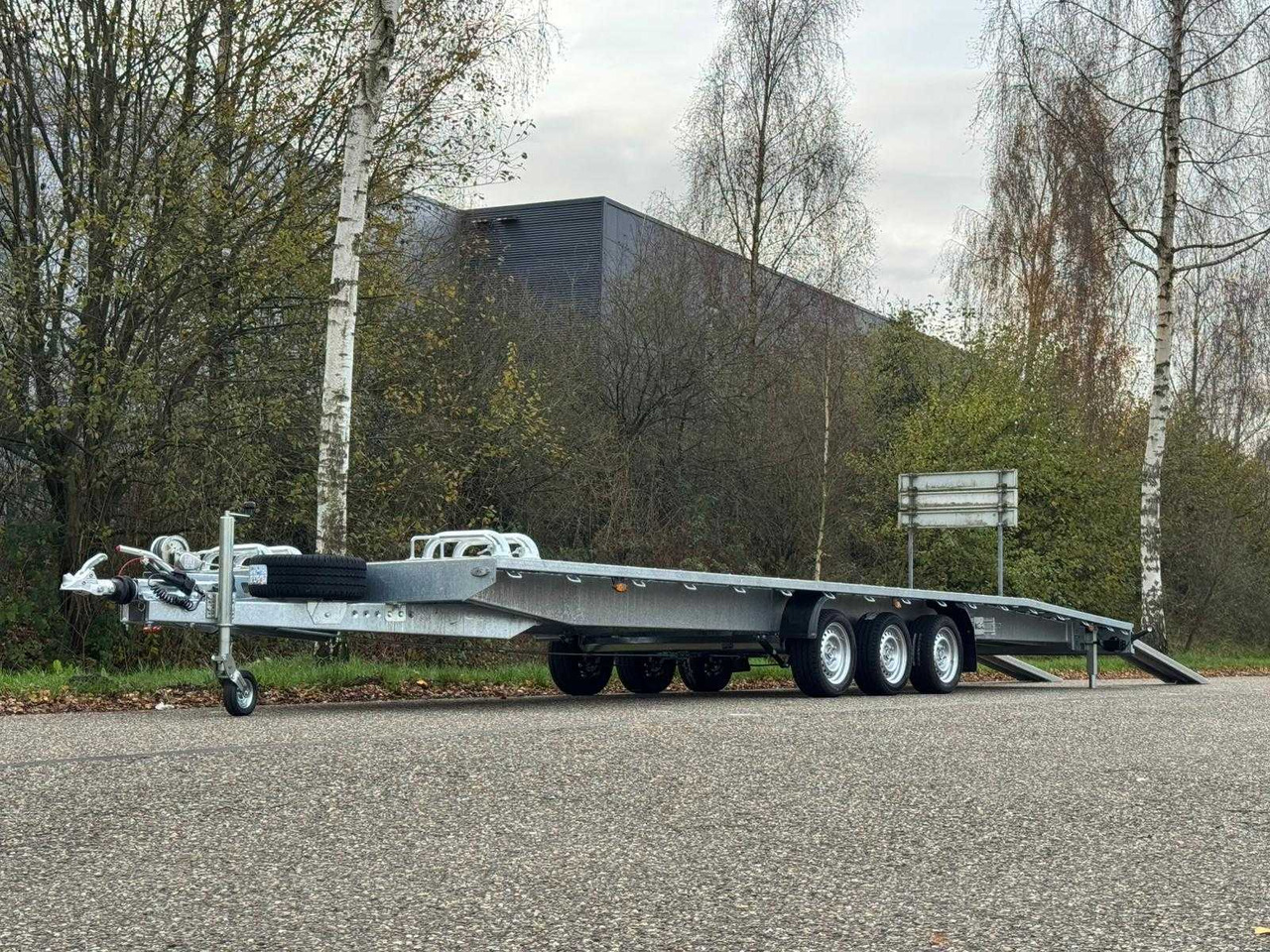 NIEWIADOW - CAR TRANSPORTER - 3 ASSER 2025 - WINCH + RAMPS - 01-WRP-6 - Reboque: foto 1 NIEWIADOW - CAR TRANSPORTER - 3 ASSER 2025 - WINCH + RAMPS - 01-WRP-6 - Reboque: foto 1