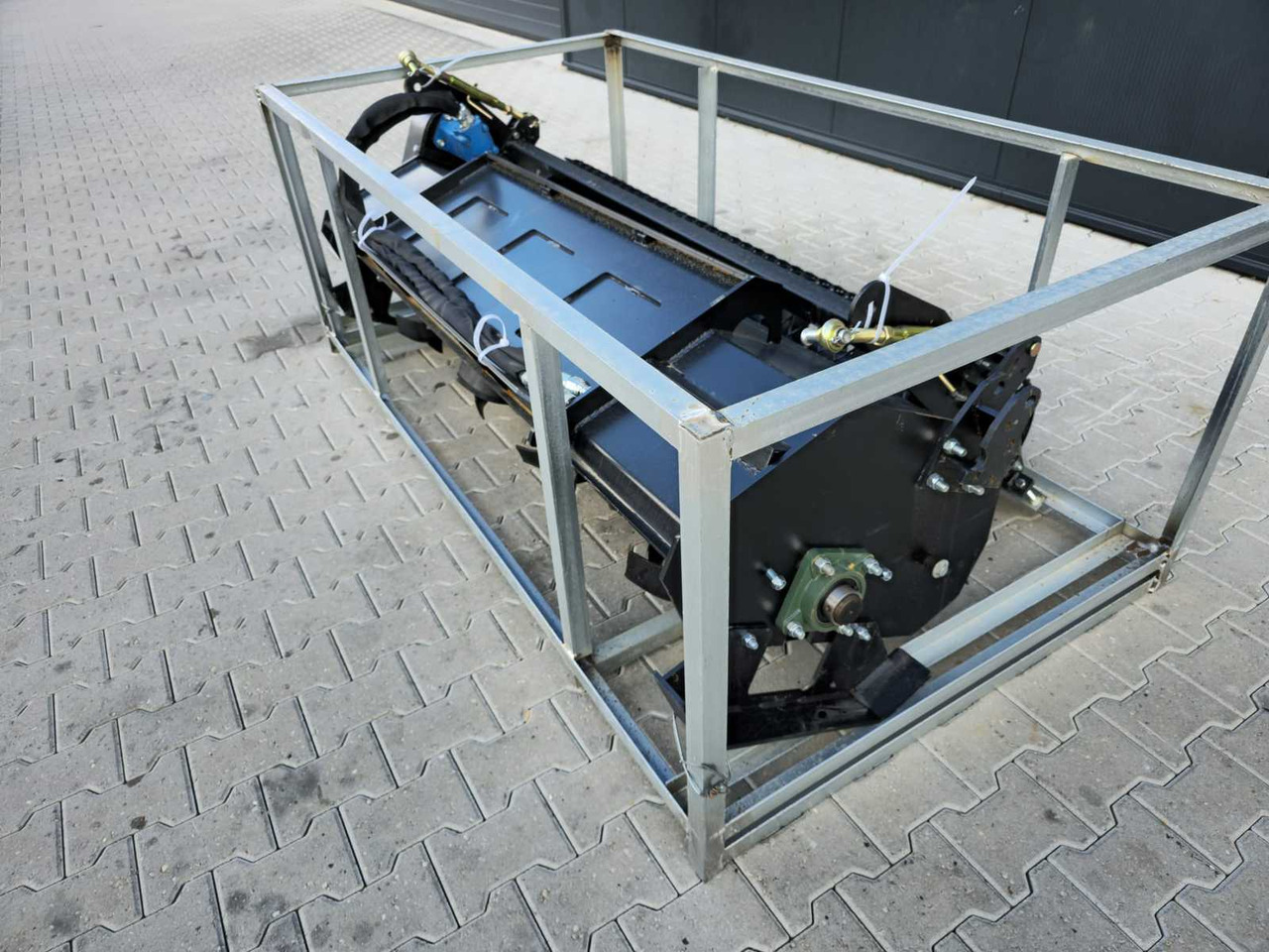 Rhino-Cross 1110x2160x800 - Cultivador: foto 4 Rhino-Cross 1110x2160x800 - Cultivador: foto 4