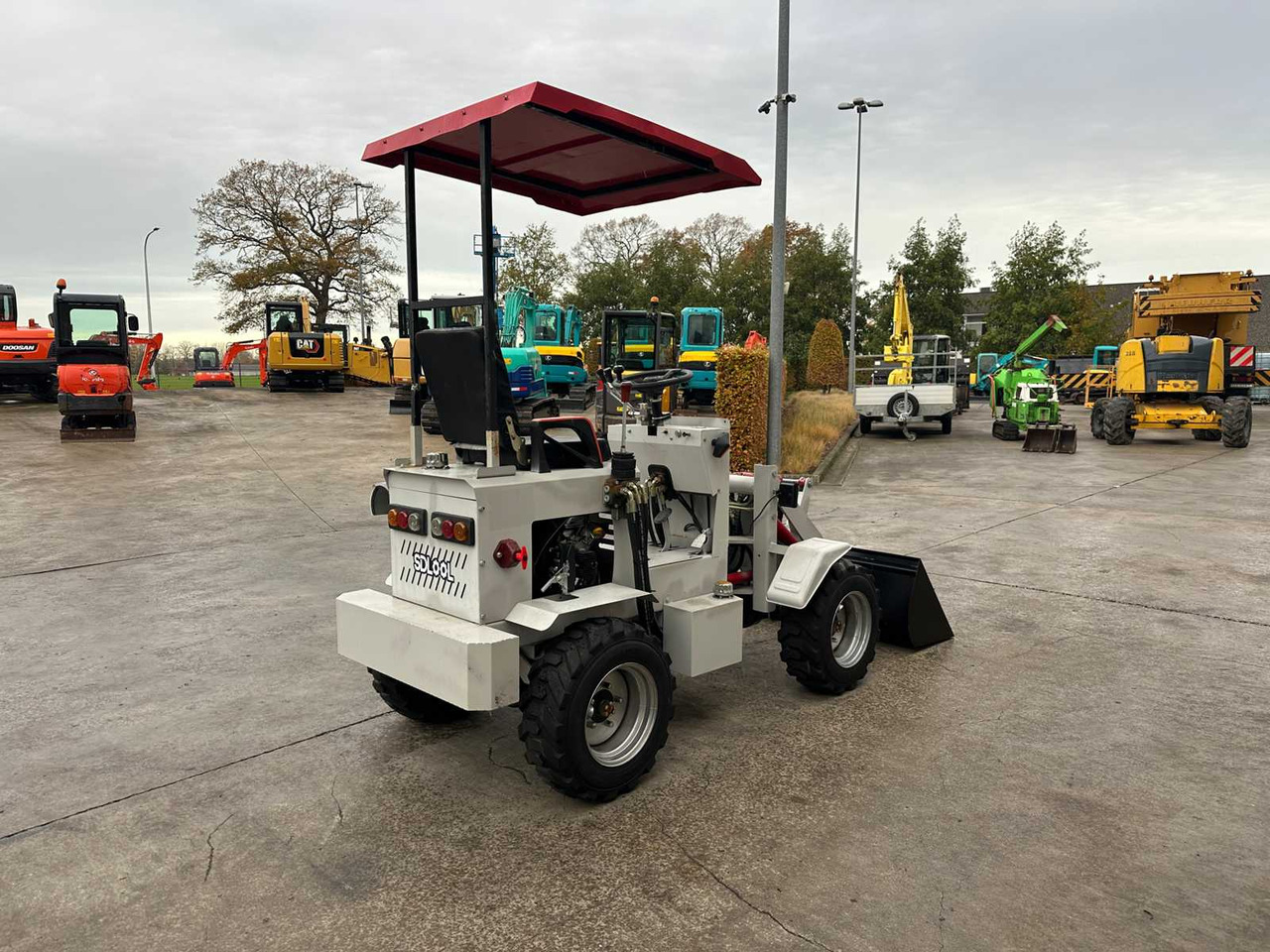 SDLOOL - 2025 - SL45 - MINI WHEEL LOADER - Carregadeira de rodas: foto 5 SDLOOL - 2025 - SL45 - MINI WHEEL LOADER - Carregadeira de rodas: foto 5