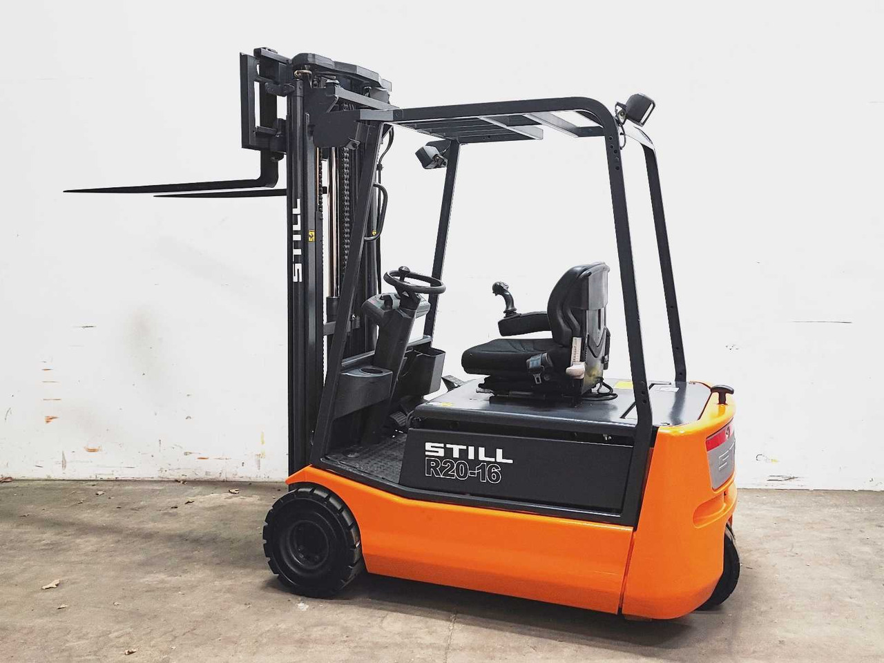 STILL - 2003 - R20-16 - FORKLIFT TRUCK - Empilhadeira: foto 2 STILL - 2003 - R20-16 - FORKLIFT TRUCK - Empilhadeira: foto 2