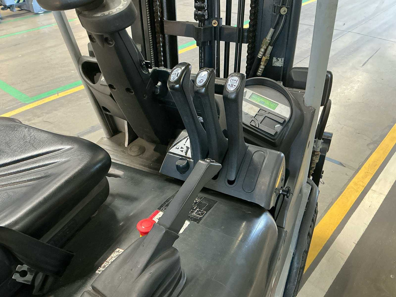 STILL - RX50-15 - FORKLIFT TRUCKS - 2005 - Empilhadeira: foto 2 STILL - RX50-15 - FORKLIFT TRUCKS - 2005 - Empilhadeira: foto 2