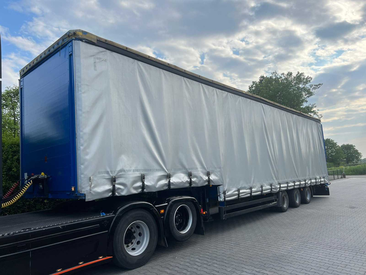 1997 KÖGEL GNCO 24 LOW LOADER - Semireboque: foto 1 1997 KÖGEL GNCO 24 LOW LOADER - Semireboque: foto 1