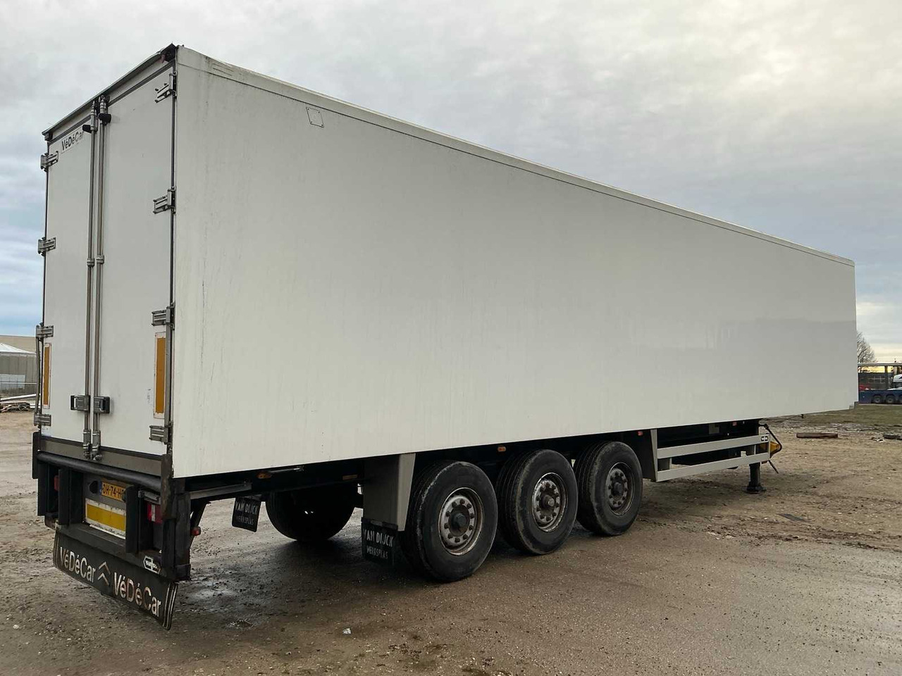 2003 VAN HOOL 3B0049 CONDITIONED SEMI-TRAILER - Semireboque: foto 4 2003 VAN HOOL 3B0049 CONDITIONED SEMI-TRAILER - Semireboque: foto 4