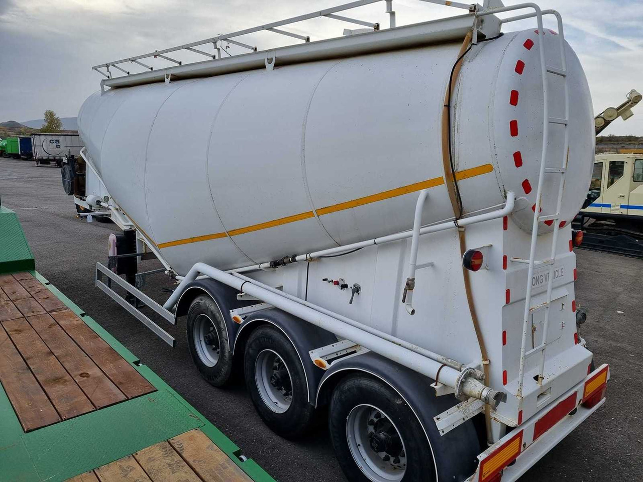 GÜRLESENYIL GLS 3 CEMENT SILO TRAILER - 2017 - Semireboque: foto 5 GÜRLESENYIL GLS 3 CEMENT SILO TRAILER - 2017 - Semireboque: foto 5