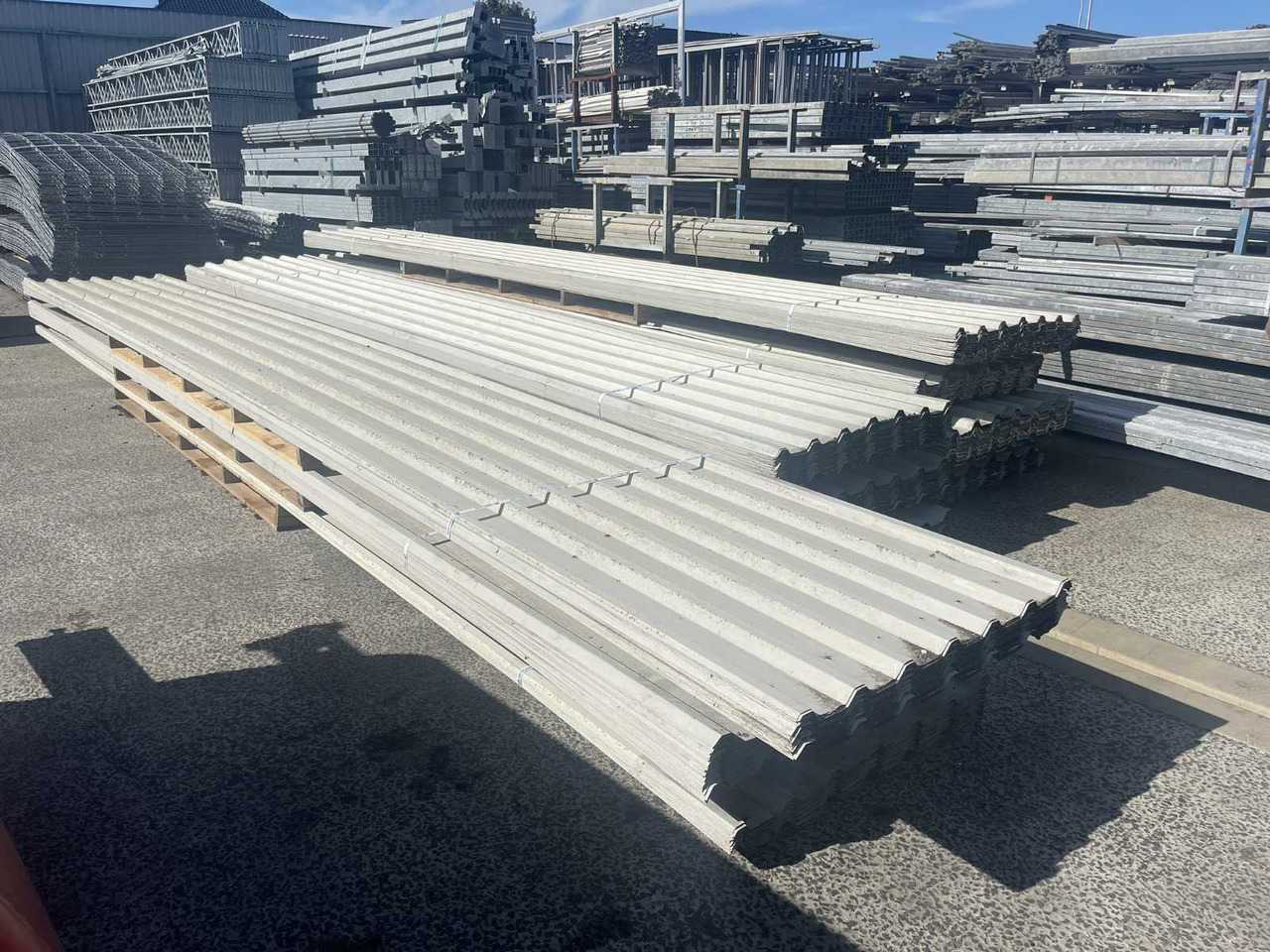 Sheet piling (40x) - Equipamento de construção: foto 2 Sheet piling (40x) - Equipamento de construção: foto 2